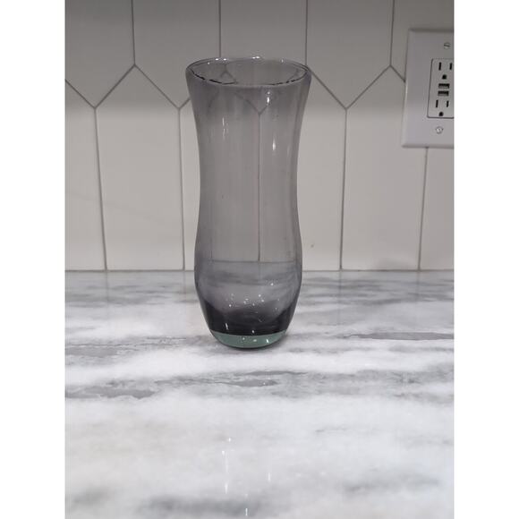 Hand Blown Purple Smoke Glass Flower Vase, Plum Floral Vase, Bulbous Body Vase - Picture 2 of 8